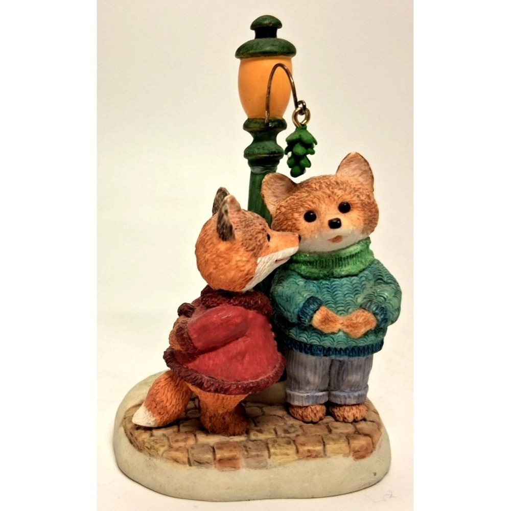 1992 Hallmark Tender Touches Stealing a Kiss Figurine